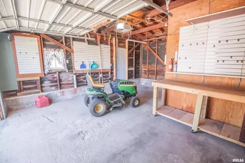1801 15th St, Viola, IL 61486 photo 6