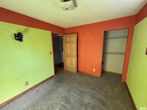 Bedroom - 3638 84, Thomson, IL 61285 photo 1 of 5