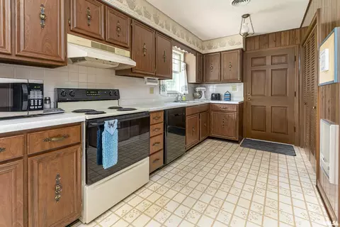 314 Red Row, Marion, IL 62959 photo 8