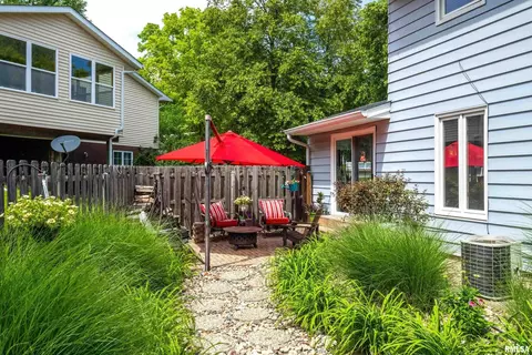 3211 45th St, Moline, IL 61265 photo 39