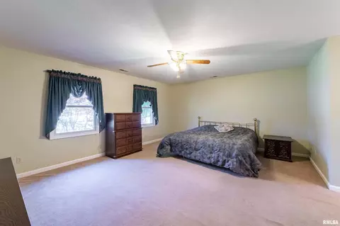 1511 E Willow Dr, Marion, IL 62959 photo 11