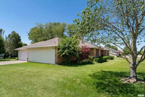 1511 E Willow Dr, Marion, IL 62959 photo 16