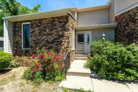 3538 56th Street Pl #1, Moline, IL 61265