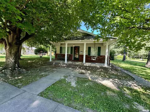 404 N Seba St, Hurst, IL 62949 photo 31