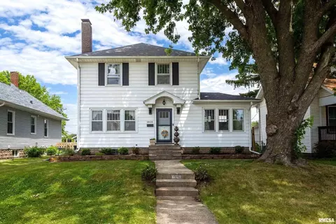 2825 Davenport Ave, Davenport, IA 52803