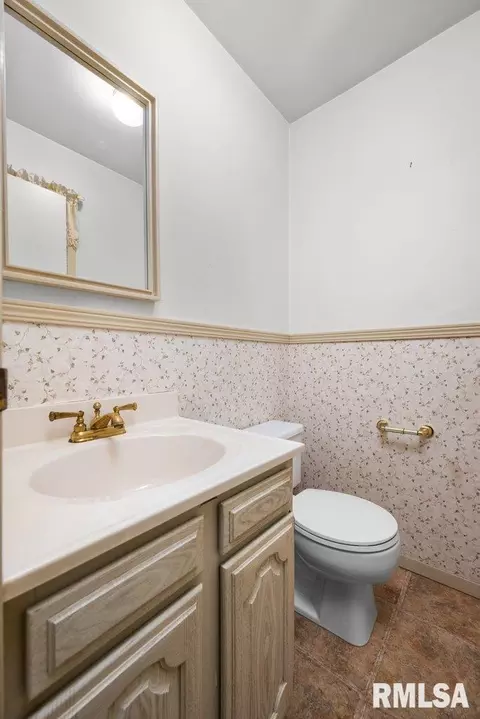 4205 7th Ave, Moline, IL 61265 photo 20