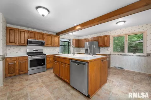 4205 7th Ave, Moline, IL 61265 photo 11