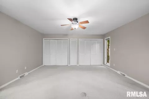 4205 7th Ave, Moline, IL 61265 photo 16