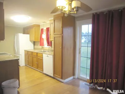 3 Willow Ct, Andover, IL 61233 photo 5