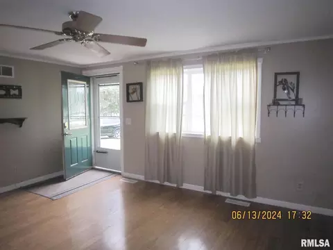 3 Willow Ct, Andover, IL 61233 photo 2