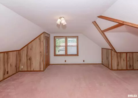 1917 36th St, Moline, IL 61265 photo 20