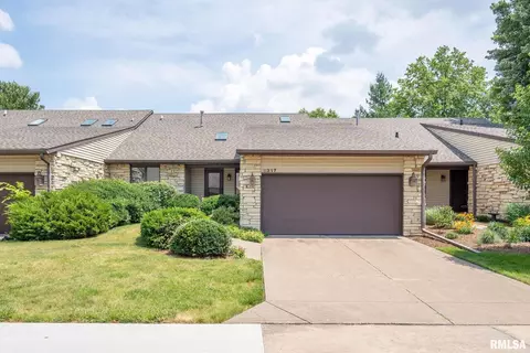 3317 E Ridge Pl, Bettendorf, IA 52722