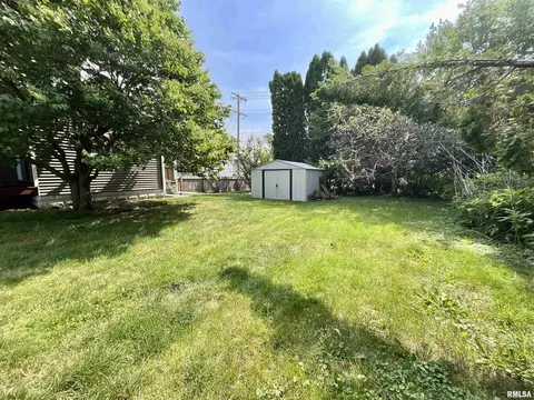 522 Exchange St, Geneseo, IL 61254 photo 25