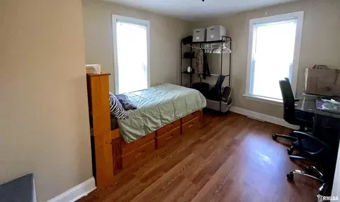 522 Exchange St, Geneseo, IL 61254 photo 10