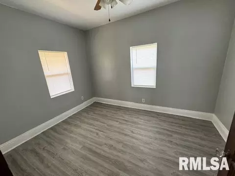 1828 3rd St, Moline, IL 61265 photo 4