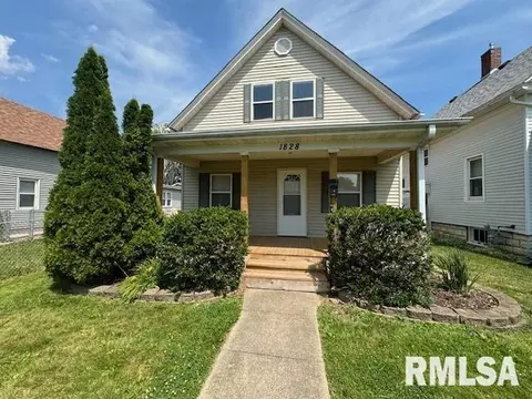 1828 3rd St, Moline, IL 61265