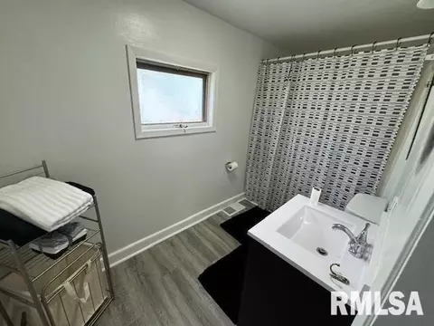 1828 3rd St, Moline, IL 61265 photo 10
