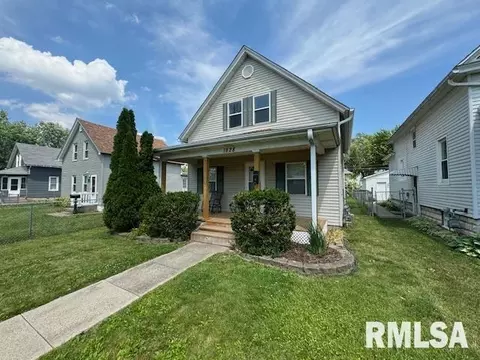 1828 3rd St, Moline, IL 61265 photo 2