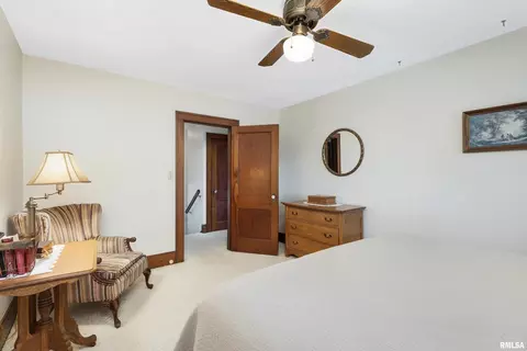 2025 5th St, Moline, IL 61265 photo 43