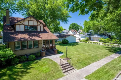 2025 5th St, Moline, IL 61265 photo 5
