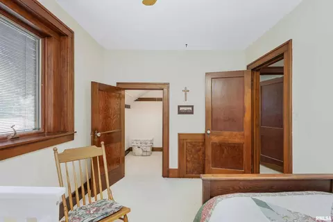 2025 5th St, Moline, IL 61265 photo 45