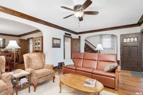 2025 5th St, Moline, IL 61265 photo 20