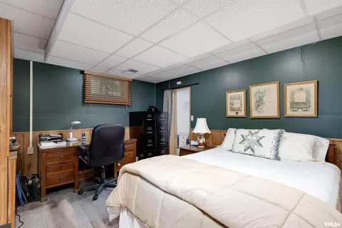 2025 5th St, Moline, IL 61265 photo 50