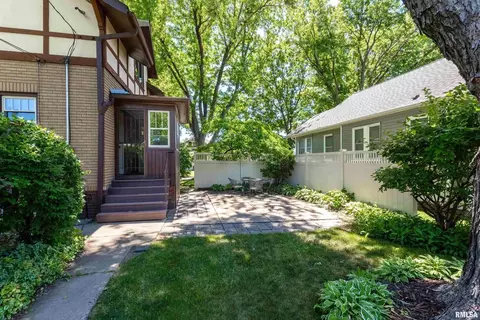2025 5th St, Moline, IL 61265 photo 7
