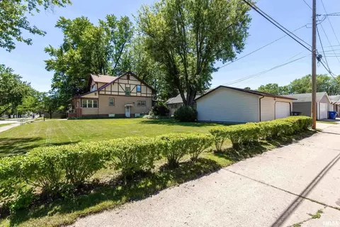 2025 5th St, Moline, IL 61265 photo 9