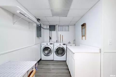 2025 5th St, Moline, IL 61265 photo 51