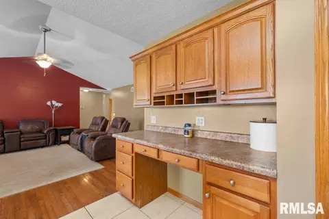29 Dawn Ct, Eldridge, IA 52748 photo 12