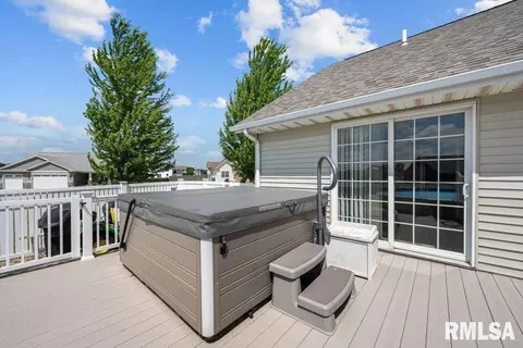 29 Dawn Ct, Eldridge, IA 52748 photo 38
