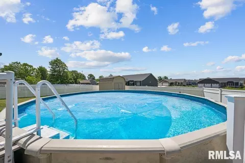 29 Dawn Ct, Eldridge, IA 52748 photo 37