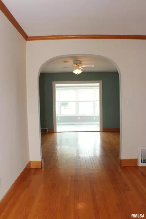 552 26th Ave, Moline, IL 61265 photo 6