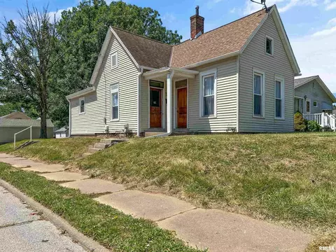 538 Van Buren St, Quincy, IL 62301