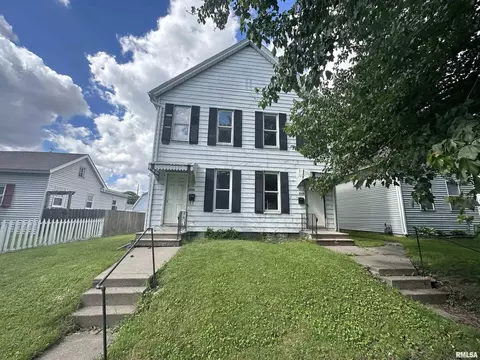 1724 W 6th St, Davenport, IA 52803
