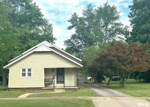208 N Main St, Zeigler, IL 62999