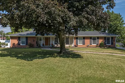 3427 20th Street Ct, Rock Island, IL 61201