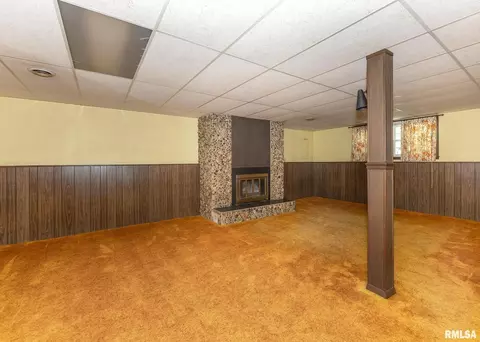 406 W 2nd St, Atkinson, IL 61235 photo 16