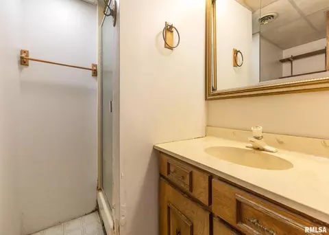 406 W 2nd St, Atkinson, IL 61235 photo 13