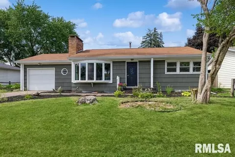 627 31st Ave, East Moline, IL 61244