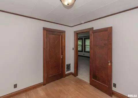 1012 54th St, Moline, IL 61265 photo 15