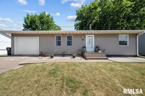 340 W 61st St, Davenport, IA 52806