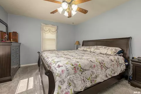 508 S 24th St, Herrin, IL 62948 photo 7