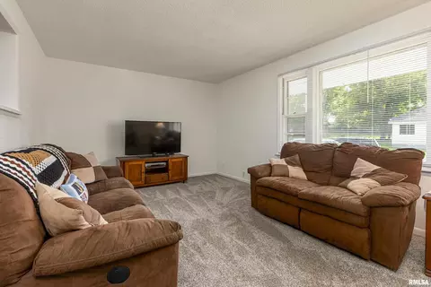 508 S 24th St, Herrin, IL 62948 photo 3