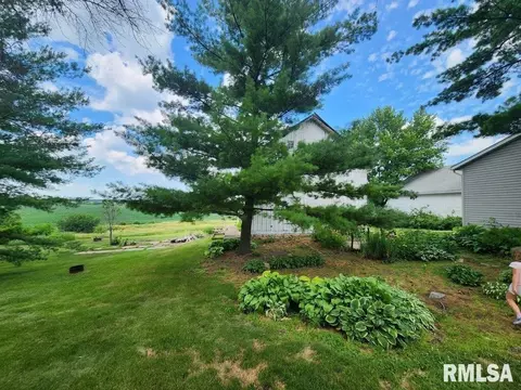 24600 220th Ave, Eldridge, IA 52748 photo 2