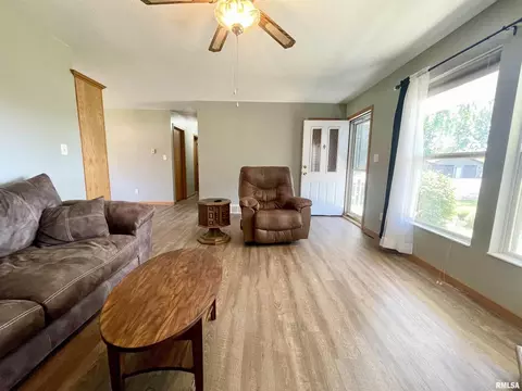 1752 Shutters St, Thomson, IL 61285 photo 14