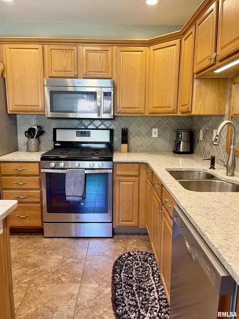 1752 Shutters St, Thomson, IL 61285 photo 11