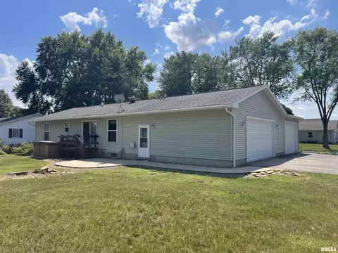 1752 Shutters St, Thomson, IL 61285 photo 4