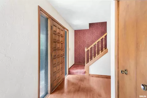 3410 8th St, Moline, IL 61265 photo 6